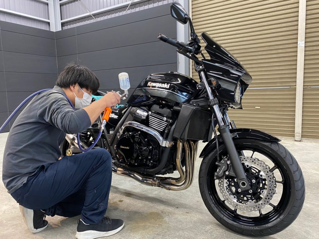 カワサキ ZRX 三好市バイクコーティング - 徳島県三好市 カーコーティング専門店SOUP（スープ）