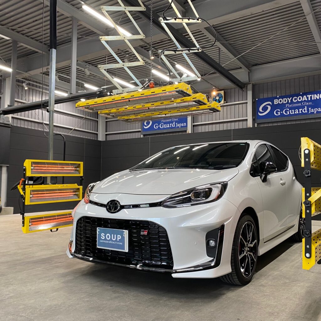 トヨタ MXPK11 アクアGRスポーツ 吉野川市ボディガラスコーティング