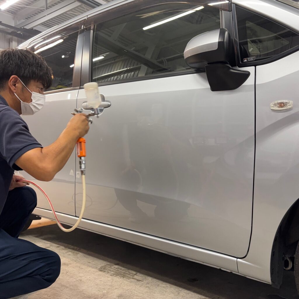 ダイハツ LA150S ムーヴ 徳島県三好市ボディガラスコーティング スプレーガン コーティング施工