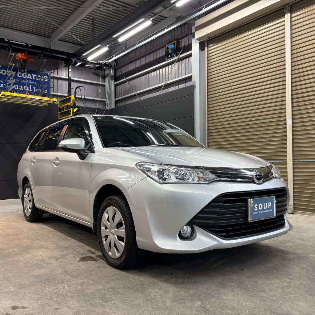 トヨタ NZE164 カローラフィールダー 徳島県三好郡ボディガラス