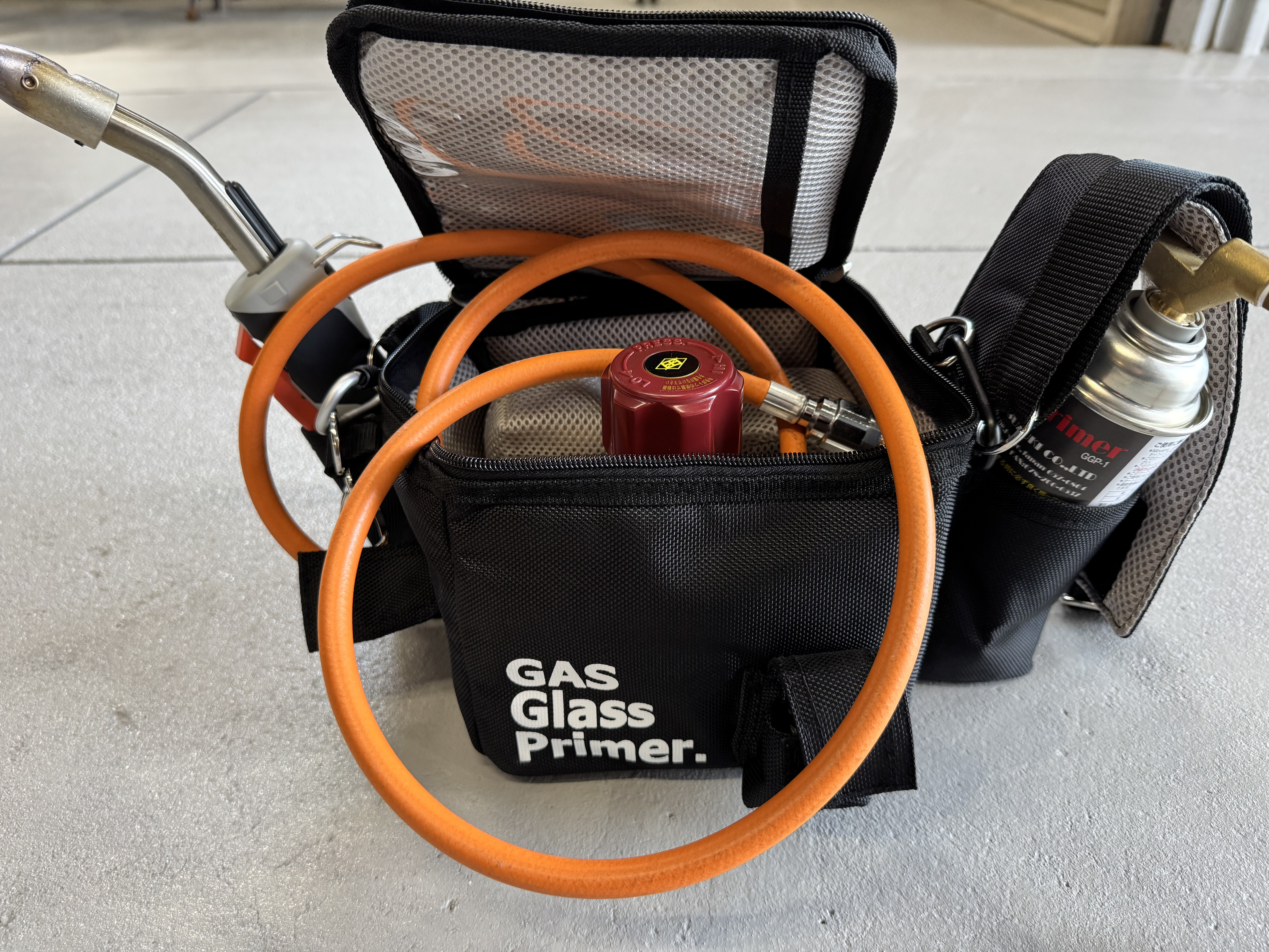 IMG_5232 - 徳島のガラスコーティング・セラミックコーティング専門店 スープ 徳島県のカーコーティング専門店SOUPで導入しているガスプライマー。