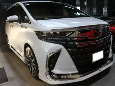 トヨタアルファードエグゼクティブラウンジへセラミックコーティングを施工。徳島県のコーティング専門店SOUPではセラミックコーティング＋インテリアコーティングを提供しています。