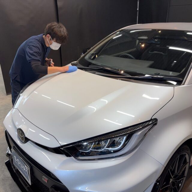 新車トヨタGRヤリス(GXPA16)にSystemX PROを施工。徳島県のカーコーティング専門店SOUPによる艶やかで高耐久なセラミックコーティング仕上げ。