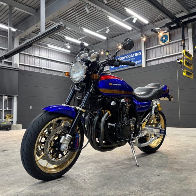 カワサキ ZR750C ゼファー750にSystemX PROセラミックコーティングを施工。徳島県三好市のバイクコーティング専門店SOUPによる、艶やかで高耐久なバイク仕上げ。