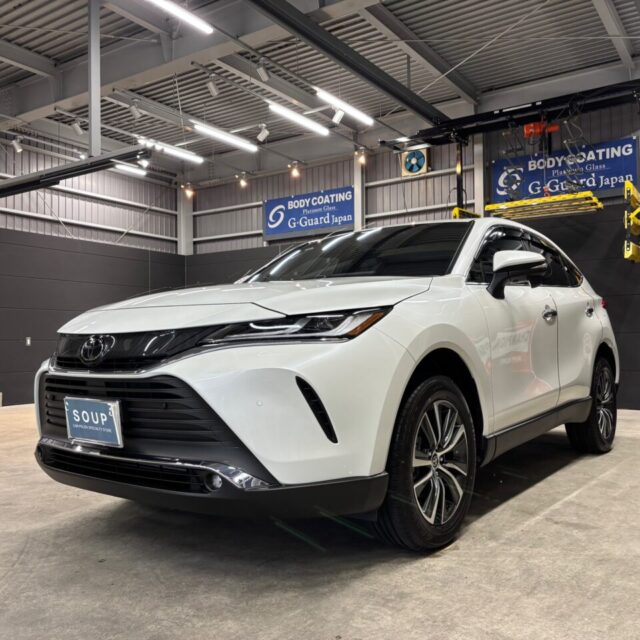 新車トヨタ ハリアー（MXUA80)にSystemX Crystal SSを施工。 徳島県のカーコーティング専門店SOUPによる艶やかで高耐久なセラミックコーティング仕上げ。