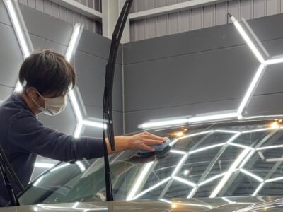 トヨタ ZN8 GR86に、徳島県三好市のカーコーティング専門店SOUPがSystemXセラミックコーティングメンテナンスとウィンドウ撥水コーティングを施工。 ボディの艶と視界性能を同時に向上させ、快適なドライビング環境を実現。