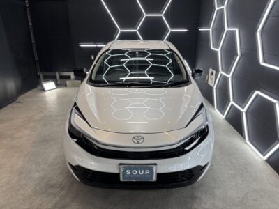 徳島県三好市のカーコーティング専門店SOUPにて、徳島県美馬市からご来店頂いた新車トヨタ MXPK16 アクアへG.Guardガラスコーティング〈プラチナ3層コーティング〉を施工。高硬度ガラス被膜が深い艶と長期耐久性を実現。