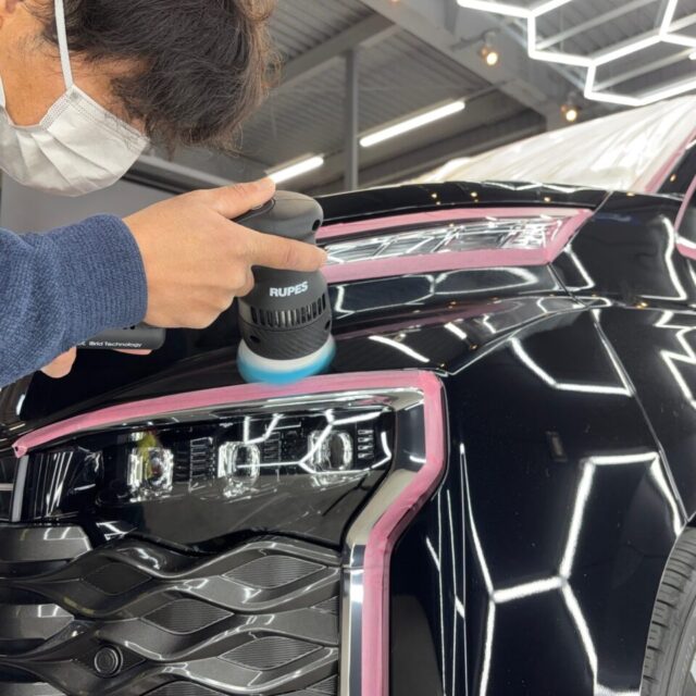 新車トヨタ MZRA90 ヴォクシーが徳島県三好市のカーコーティング専門店SOUPでボディ研磨後、SystemX Crystal SSを施工。微細なスクラッチを整え、新車以上の透明感と艶を実現。