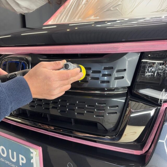 新車 ホンダ RP8 ステップワゴンに軽研磨を施し、徳島県三好市のカーコーティング専門店SOUPがSystemX PROセラミックコーティングを施工。微細な曇りを整え、透明感と光沢を最大限に引き出します。新車以上の艶を実現する高品質セラミックコーティングです。
