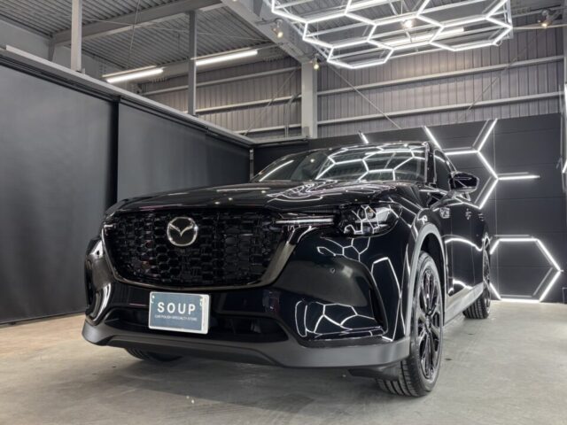 SystemX PROセラミックコーティング施工が完了した新車マツダ KH3P CX-60。徳島県三好市のカーコーティング専門店SOUPが、透明感のある美しい艶と圧倒的な光沢を実現し、愛車を長期間保護する高品質な仕上がりへ導きました。