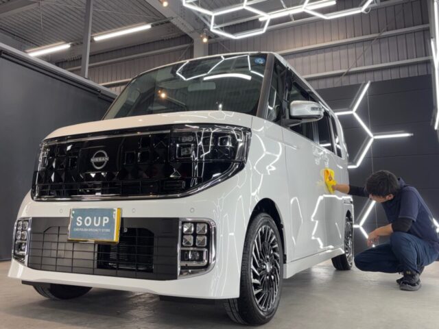 徳島県美馬郡よりご来店の新車ニッサン ルークス オーテックライン(BB2A)へ、G.Guardプラチナ3層コーティングとSystemX Glass全面ガラス施工が完了。